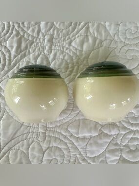 Vintage Pfaltzgraff Ceramic Ocean Breeze Salt and Pepper Shakers